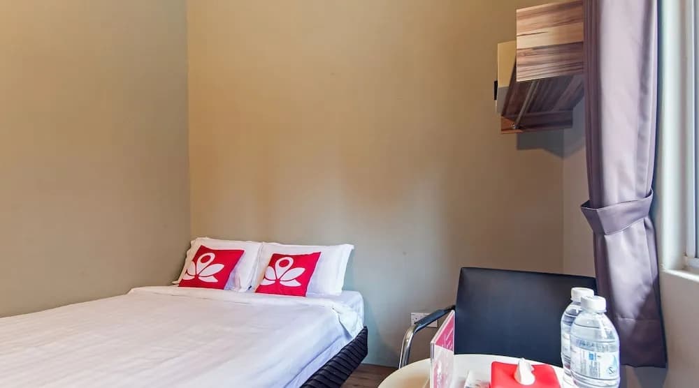 ZEN Rooms Basic Imbi - photo 21