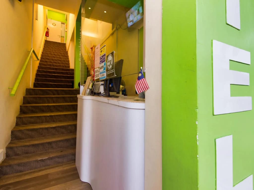 OYO 479 The Green Hotel - photo 13