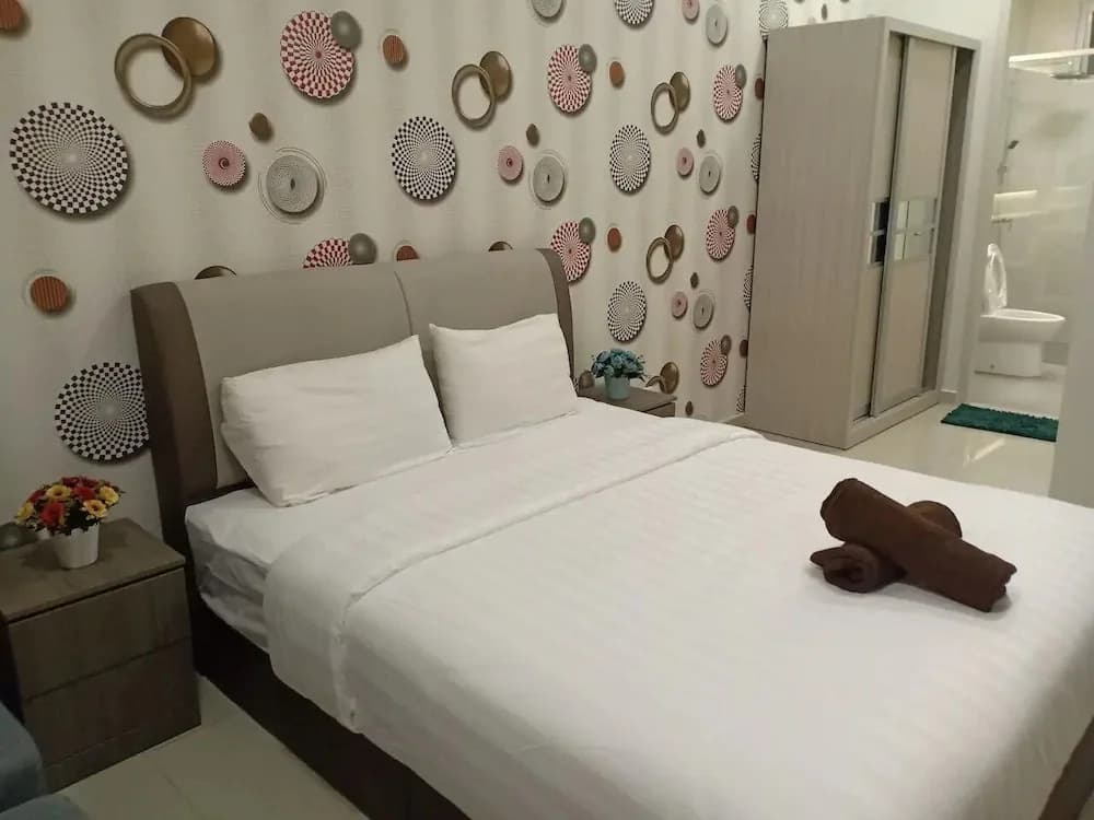 BLeisure Parkland Homestay - photo 5