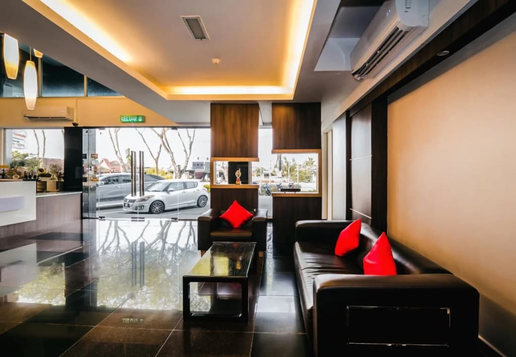 Hotel Zamburger Cheese - photo 15