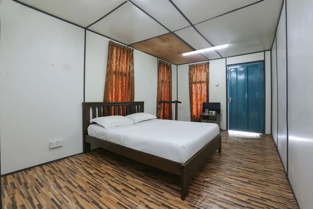 SPOT ON 90012 Cerana Villa Resort & Medan Ikan Bakar - photo 5