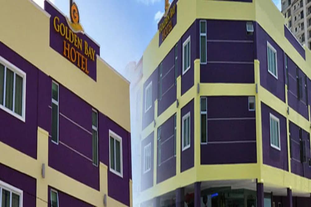 Golden Bay Hotel - photo 10