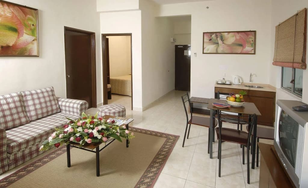 Suria Service Apartment Hotel - photo 16