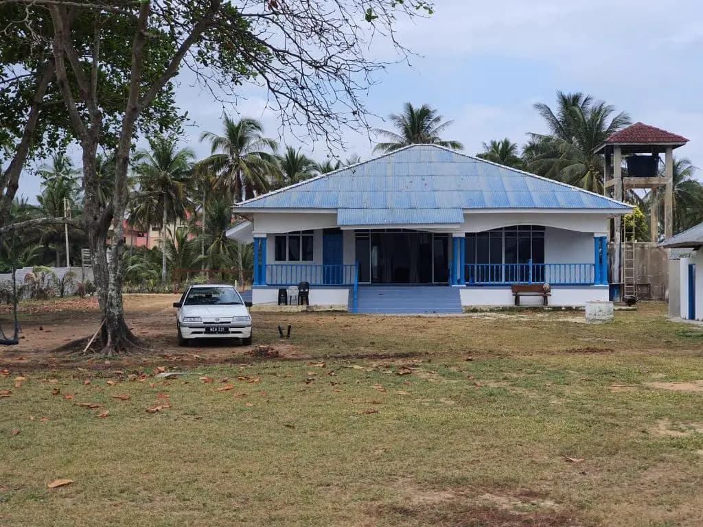 ALA Beach Lodge - Ketapang Homestay - photo 6
