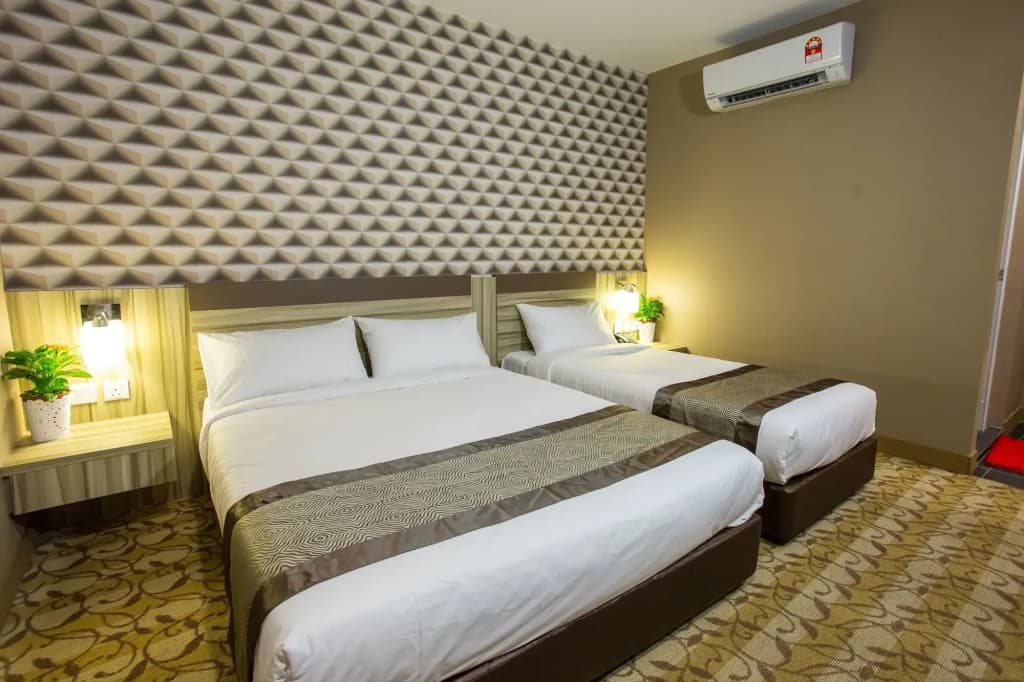 LS Hotel - photo 7