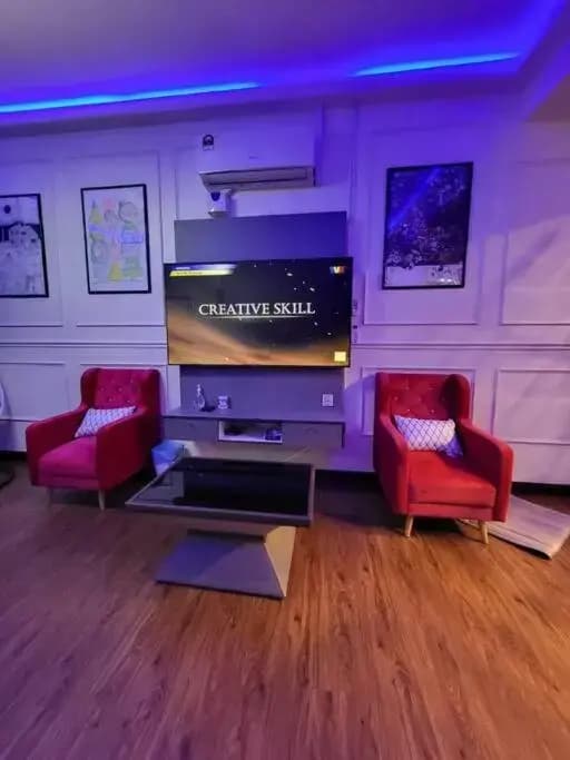 ADN LUXURY Homestay KARAOKE, POOL,NETFLIX,ASTRO,BBQ - photo 2