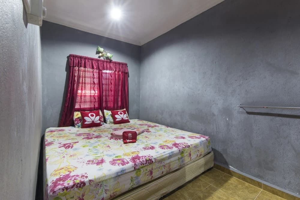 ZEN Home Nabil Nabila Homestay - photo 11
