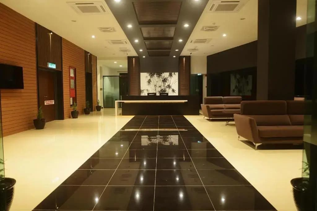 Star-Well hotel - photo 3