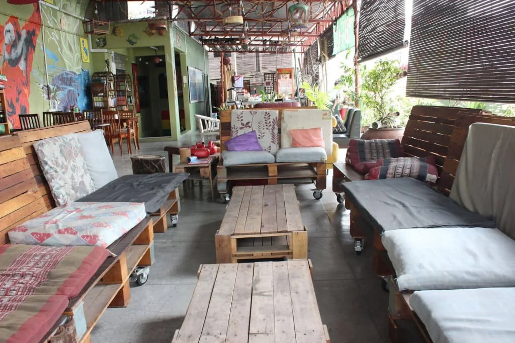 Birdnest Collective Cafe & Guesthouse - photo 20