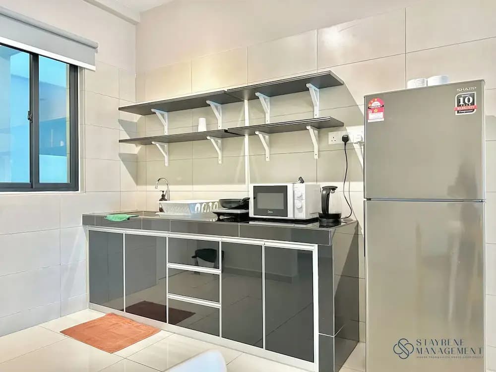 Melaka Ong Kim Wee Residence by Stayrene - photo 12