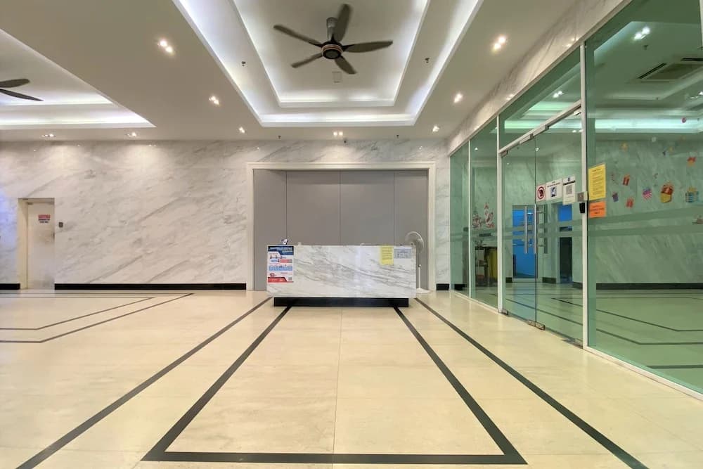 Mansion One Suites by OYO - photo 11