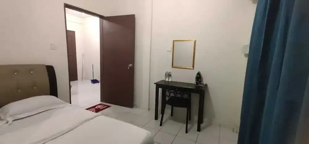 OYO HOME 90691 A4 Homestay - photo 4