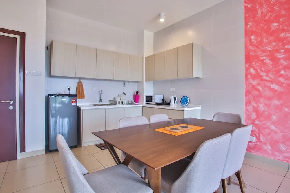 OwnAStay Midhill by Symphony Suite - photo 18