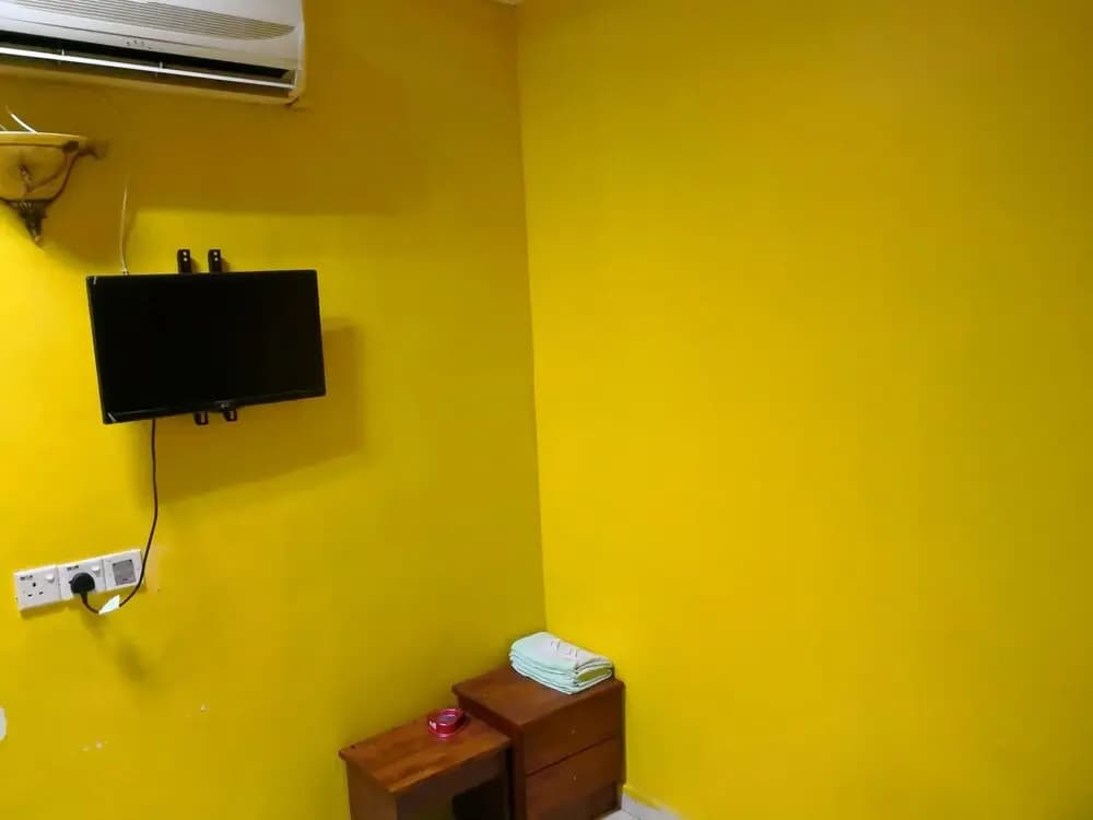 Lucky Budget Hotel - photo 5