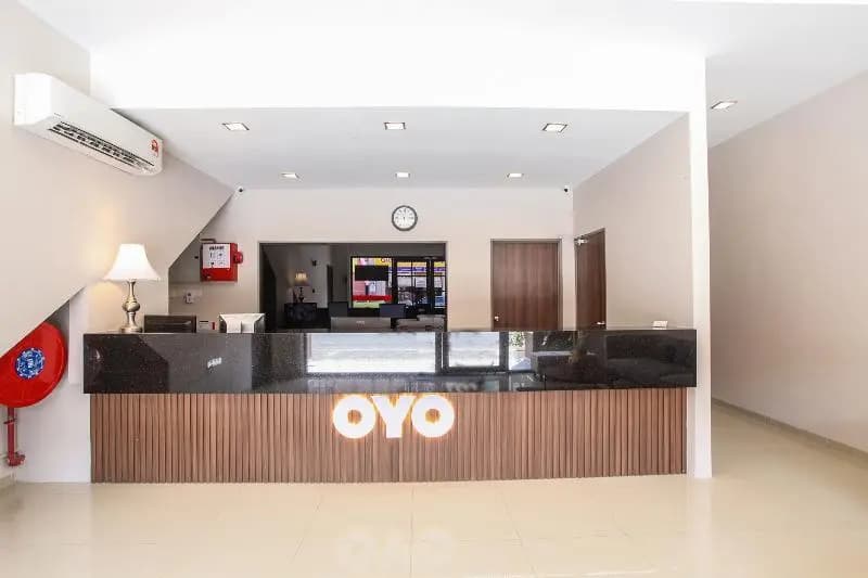Lumut Hotel by OYO Rooms - photo 2