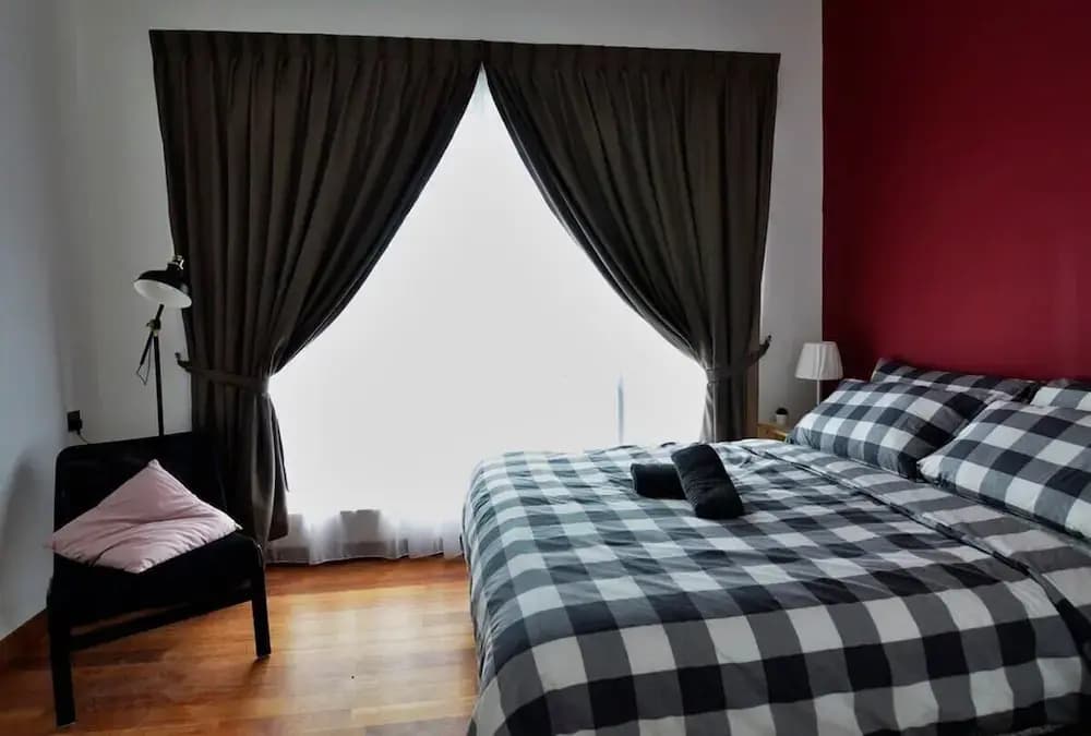 Comfy 2BR Tritower Suite Near JB Ciq, Jbcc & Capri - photo 5