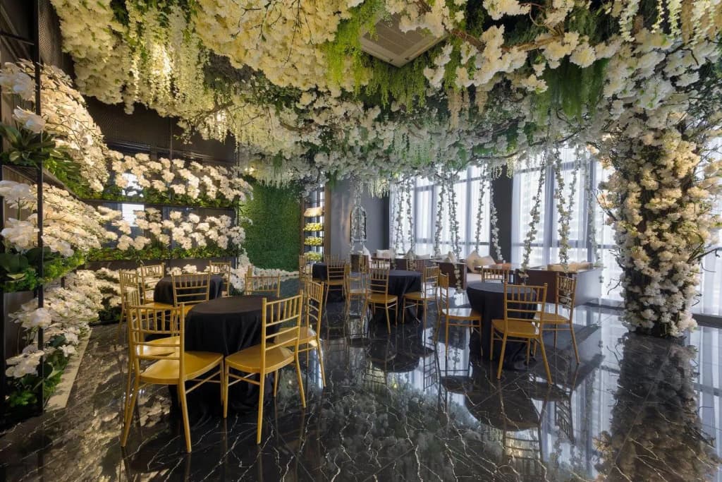 The Granite Luxury Hotel - photo 18