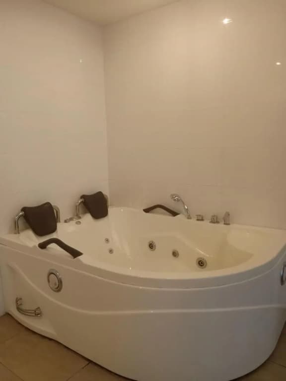 Newland Hotel - photo 5