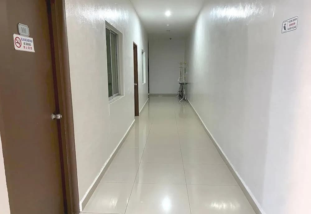 OYO 89715 CK Hotel 2 - photo 12