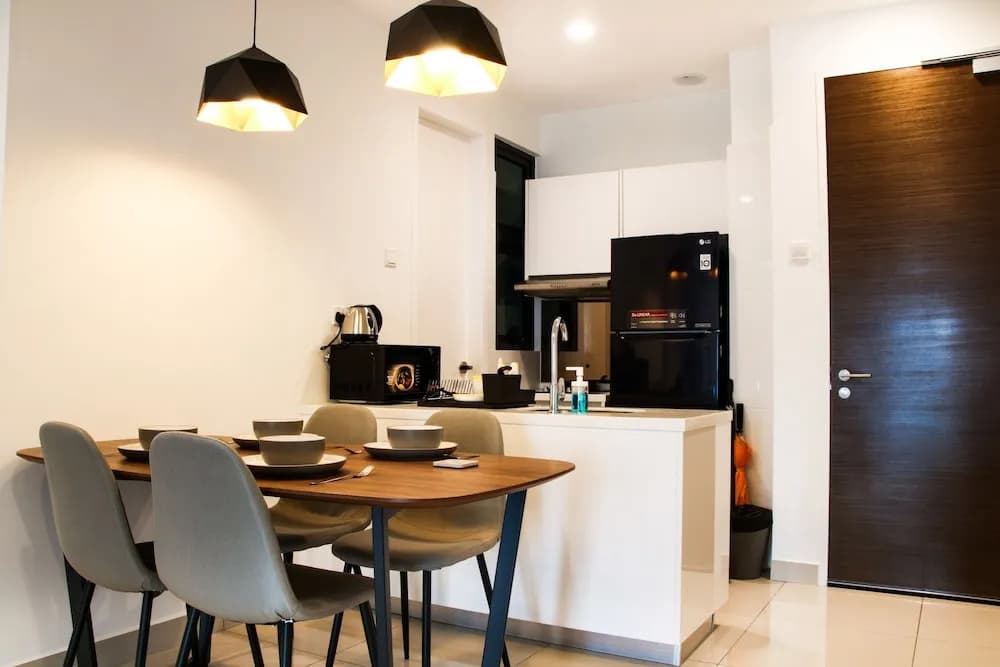 H2O Residences by Victoria Home - photo 13