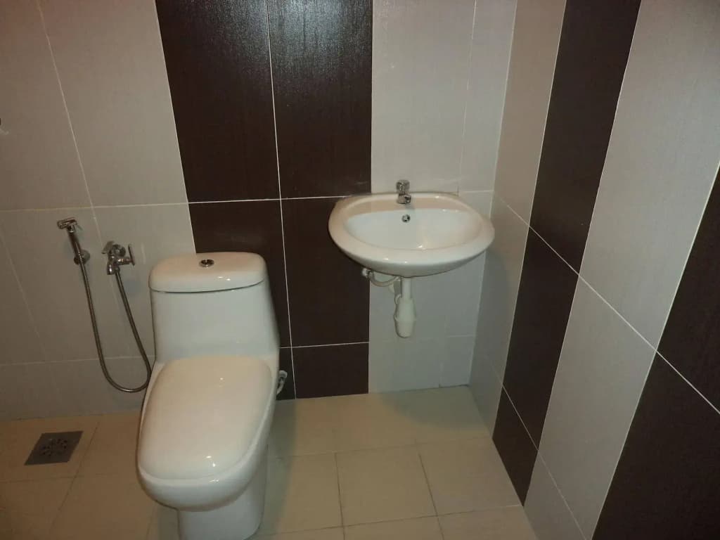 OYO 424 KK Inn Hotel - photo 10