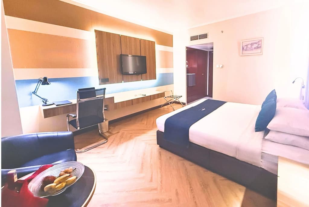 Howard Johnson by Wyndham Kota Kinabalu City Centre - photo 26