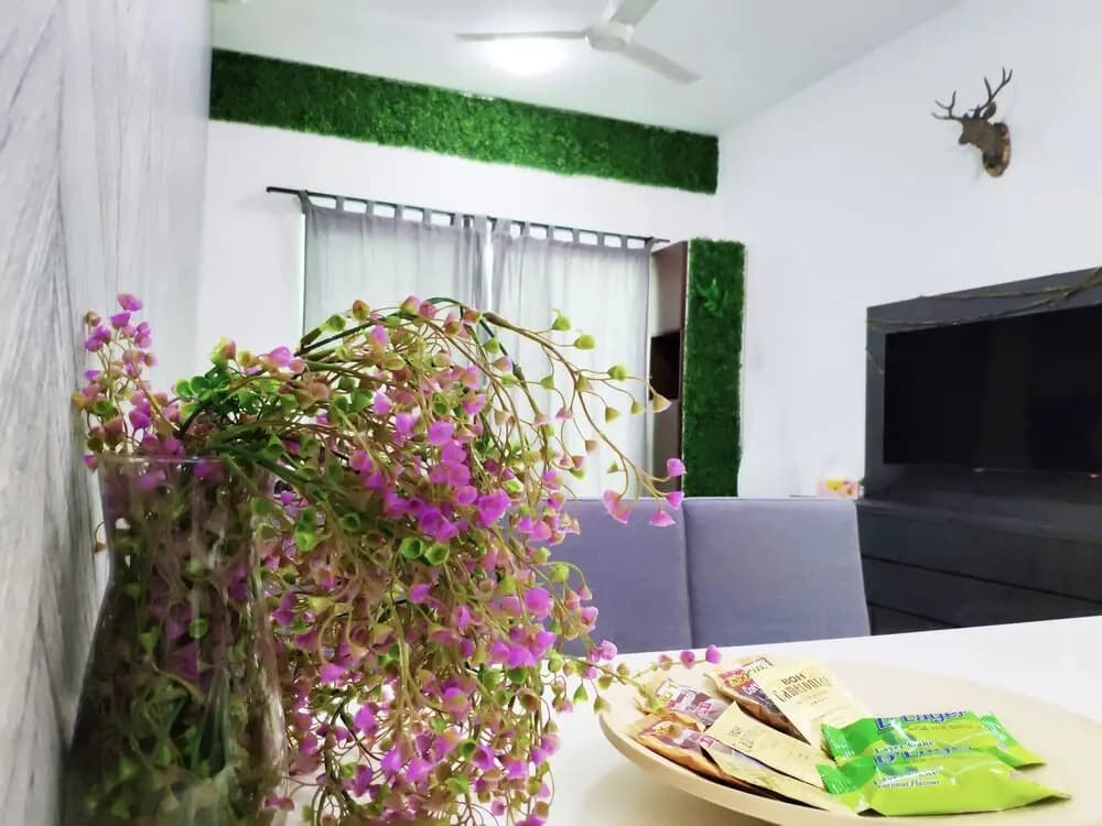 La Thea Residences - Spacious Balcony - photo 2