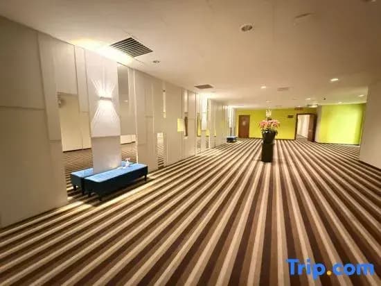 Northern Lodge Hotel - photo 15