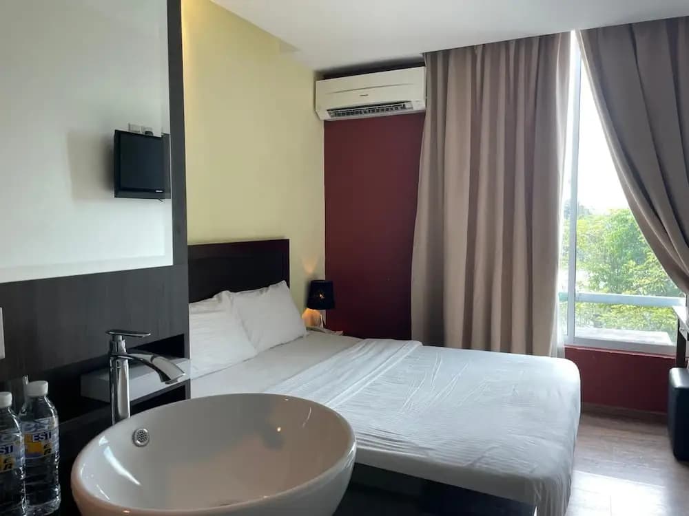 Zotel Business & Leisure Hotel - photo 4