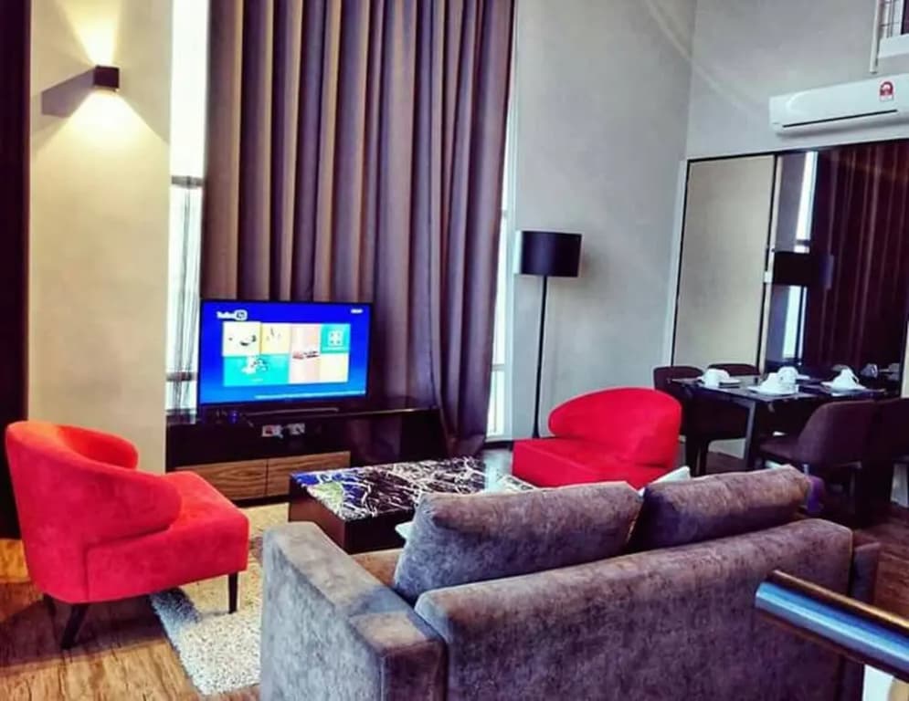 Urbano Luxury Homestay - photo 10