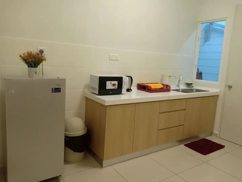 BLeisure Parkland Homestay - photo 19