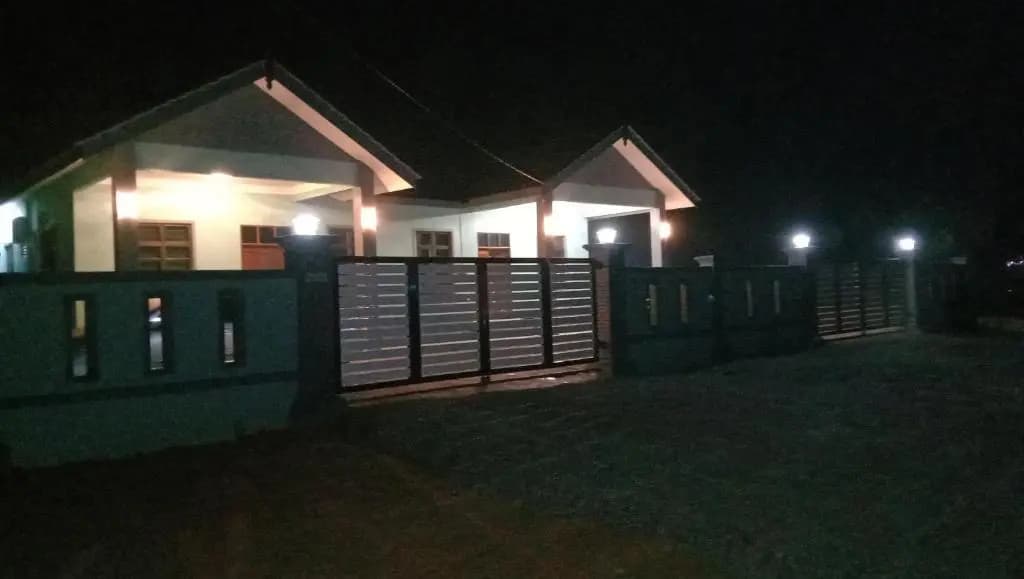 Homestay Aliesya Kuala Terengganu - photo 1