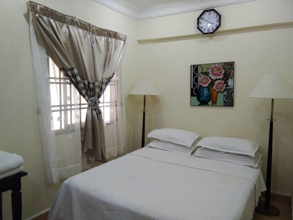 Aini's Guest House In Vista Amani Condo - photo 5
