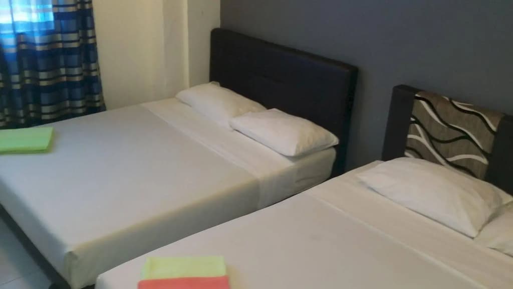 Century Rest Inn - photo 4