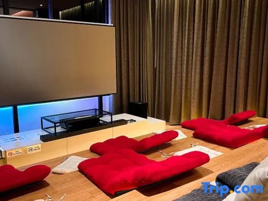 JB town area Bungalow with swimming by Urban nook - photo 2