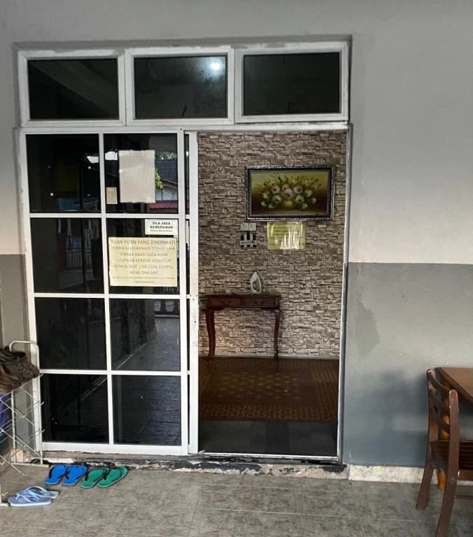 Roomstay Kuala Nerus Gated Parking - photo 2