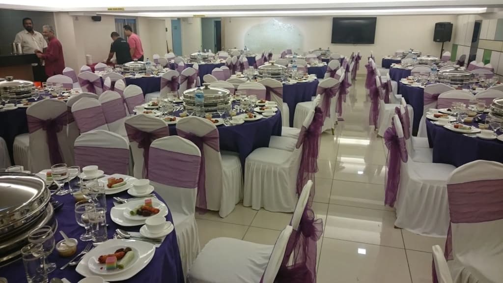 Sunrise Hotel - photo 19