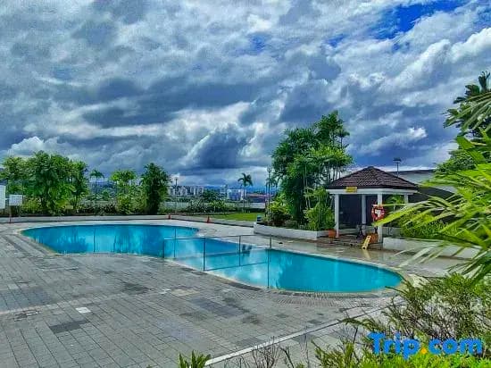 Likas Square Serviced Apartment - photo 2
