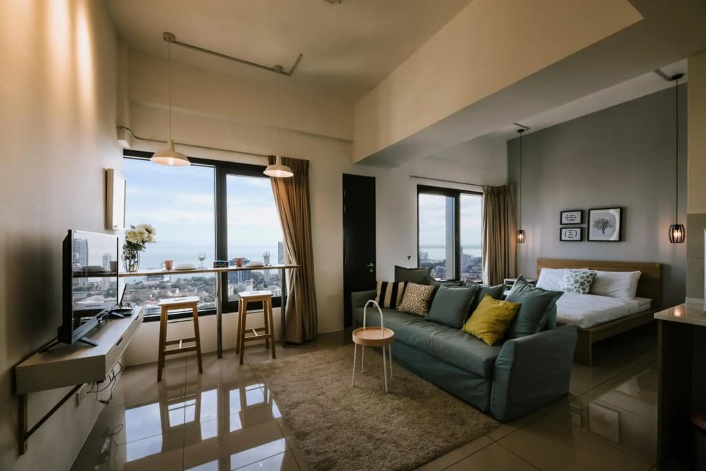 MUJI Studio 2 - Seaview at 218 Tropicana Near Komtar Food Heaven Heritage with Netflix & TV Box - photo 4