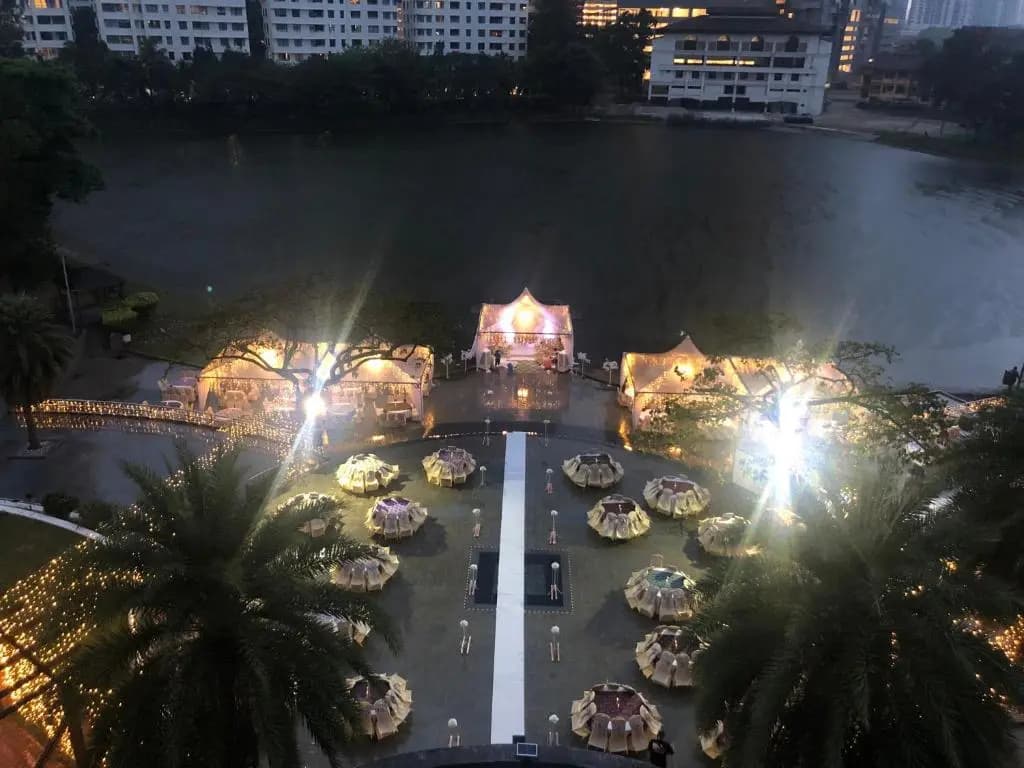 Flamingo Hotel by The Lake - photo 12