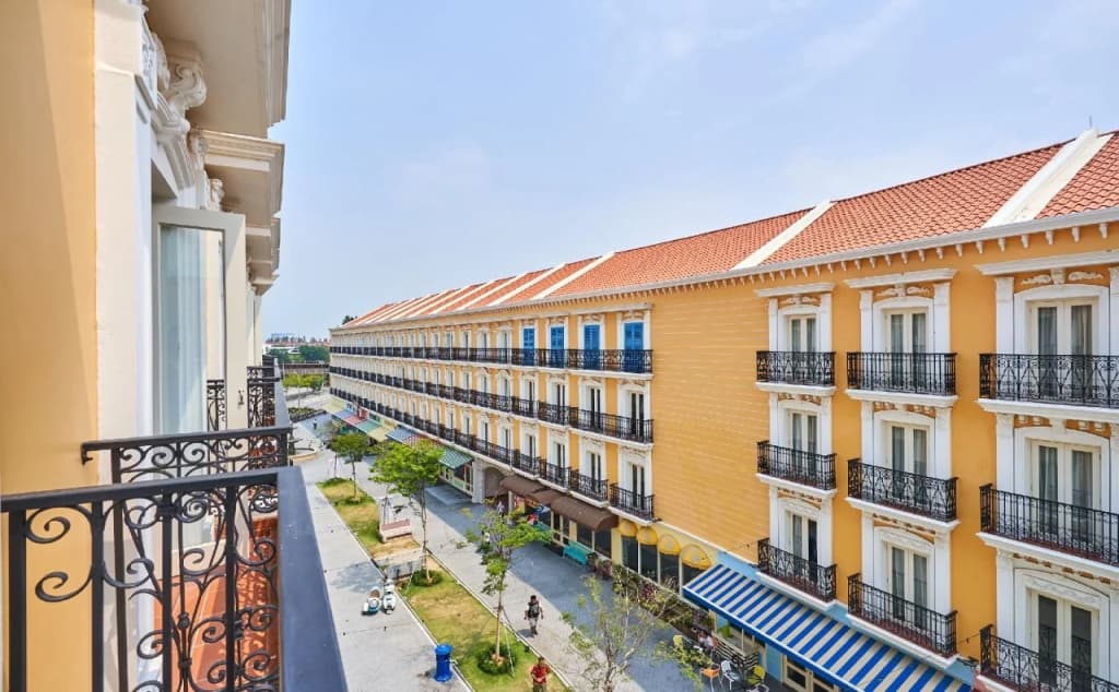 The Platinum Hotel & Suites - photo 2