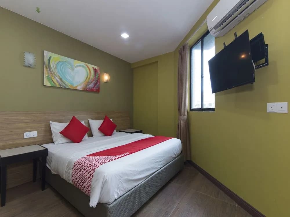 OYO 228 Basic Hotel - photo 6