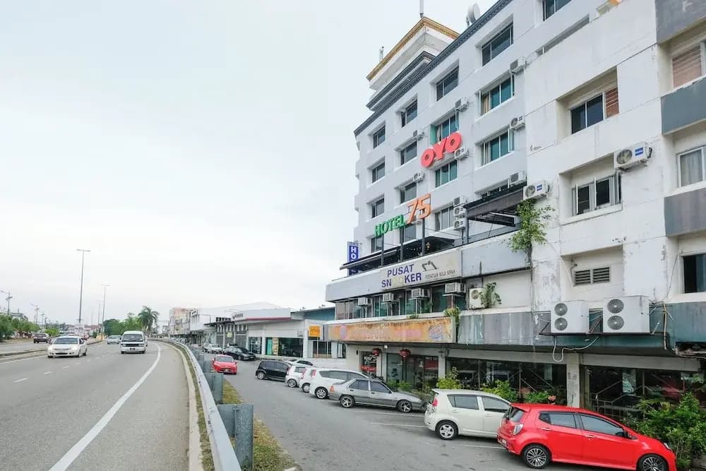 Hotel O 75 - photo 12