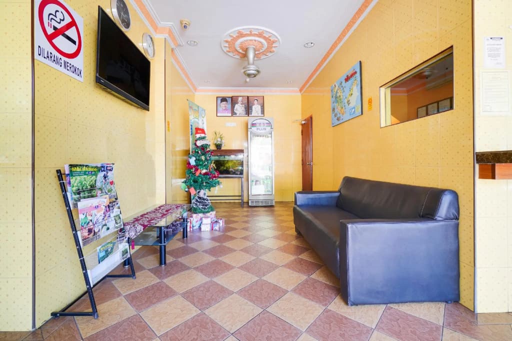 Hill Times Inn Hotel - photo 9