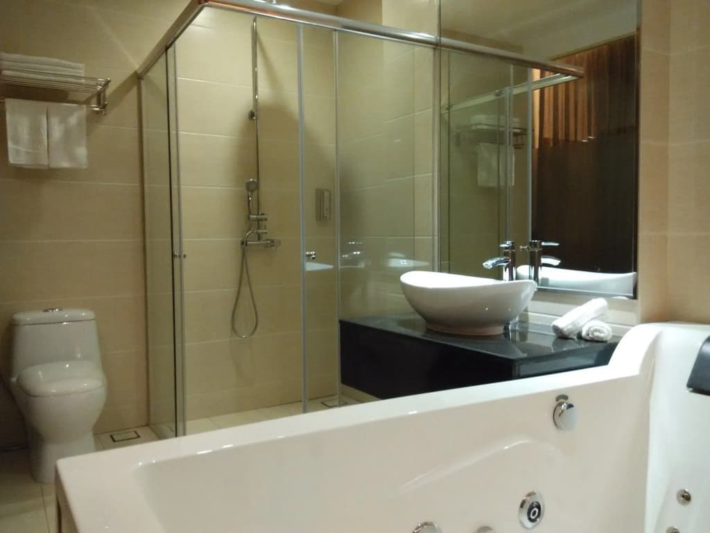 Ampang Inn Hotel - photo 8