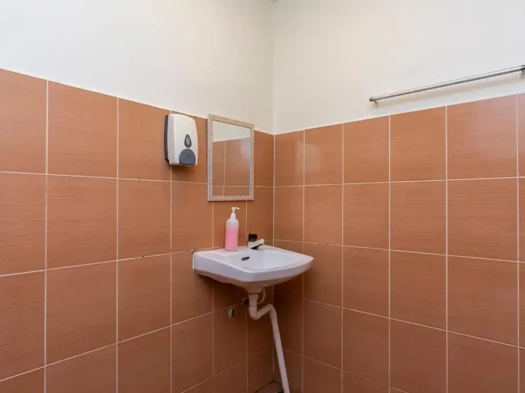 OYO 960 I Harmony Hotel - photo 10