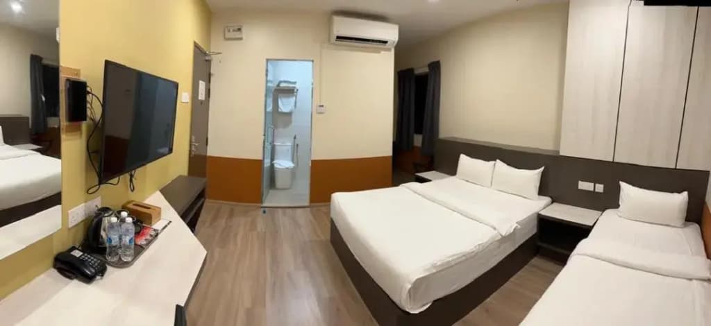 T Square Hotel - photo 21