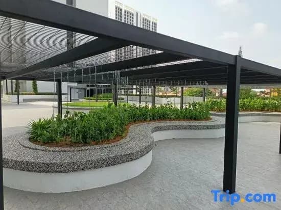 Trellis Residences (5 min to RTS and CIQ) - photo 3
