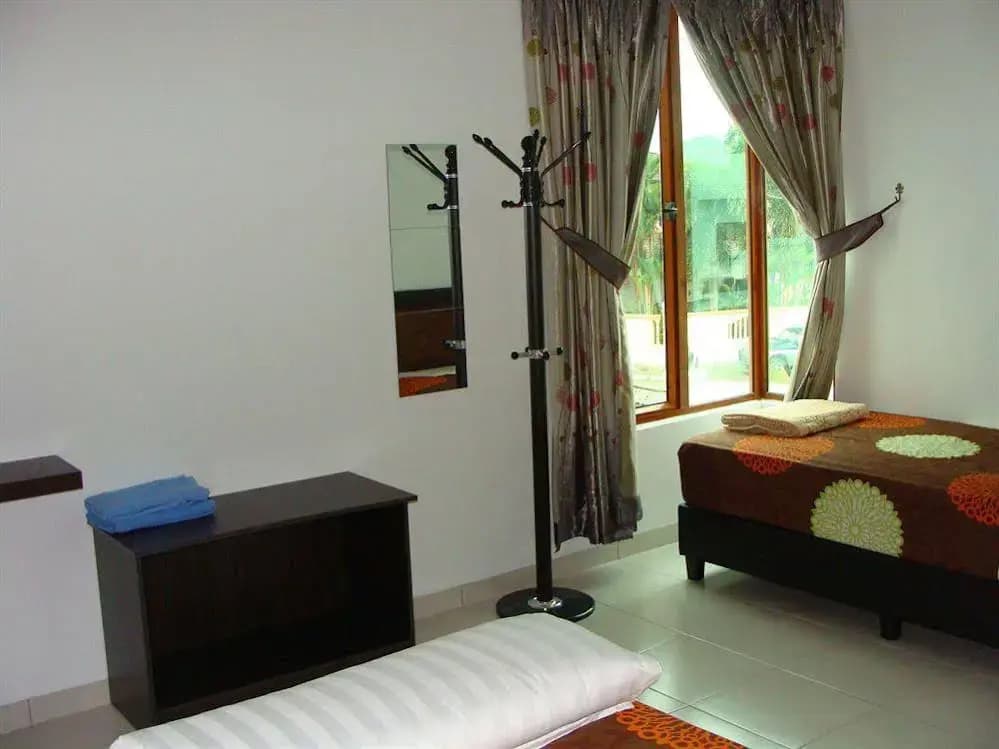 White House Homestay - photo 6