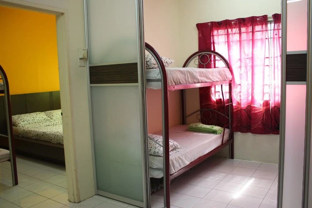 Teratai Homestay  Vista Impiana - photo 3